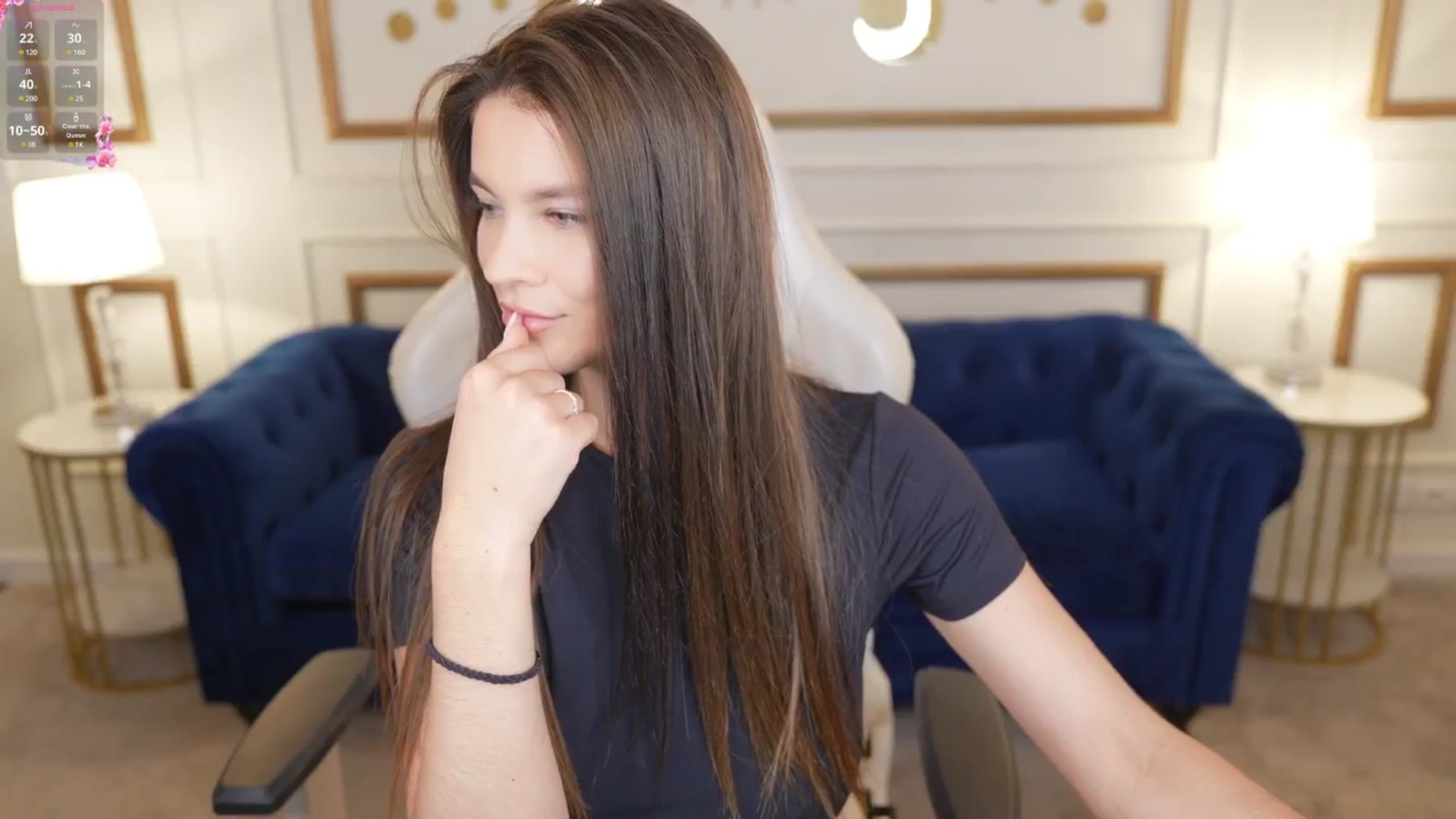 Gallery image thumbnail from Julia_Sky's myfreecams stream on, 07/05/2025, 18:13 image 19 of 20