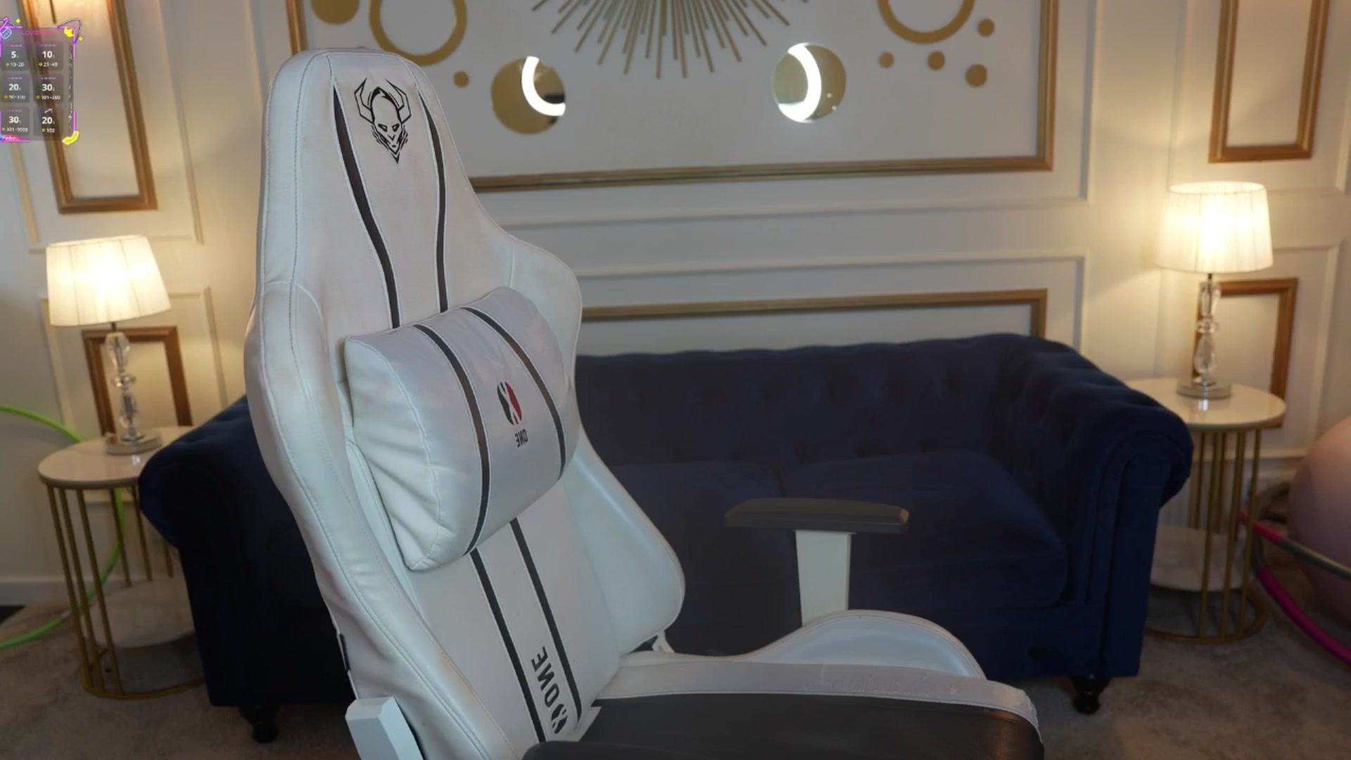 Gallery image thumbnail from Julia_Sky's myfreecams stream on, 07/29/2025, 12:28 image 14 of 20