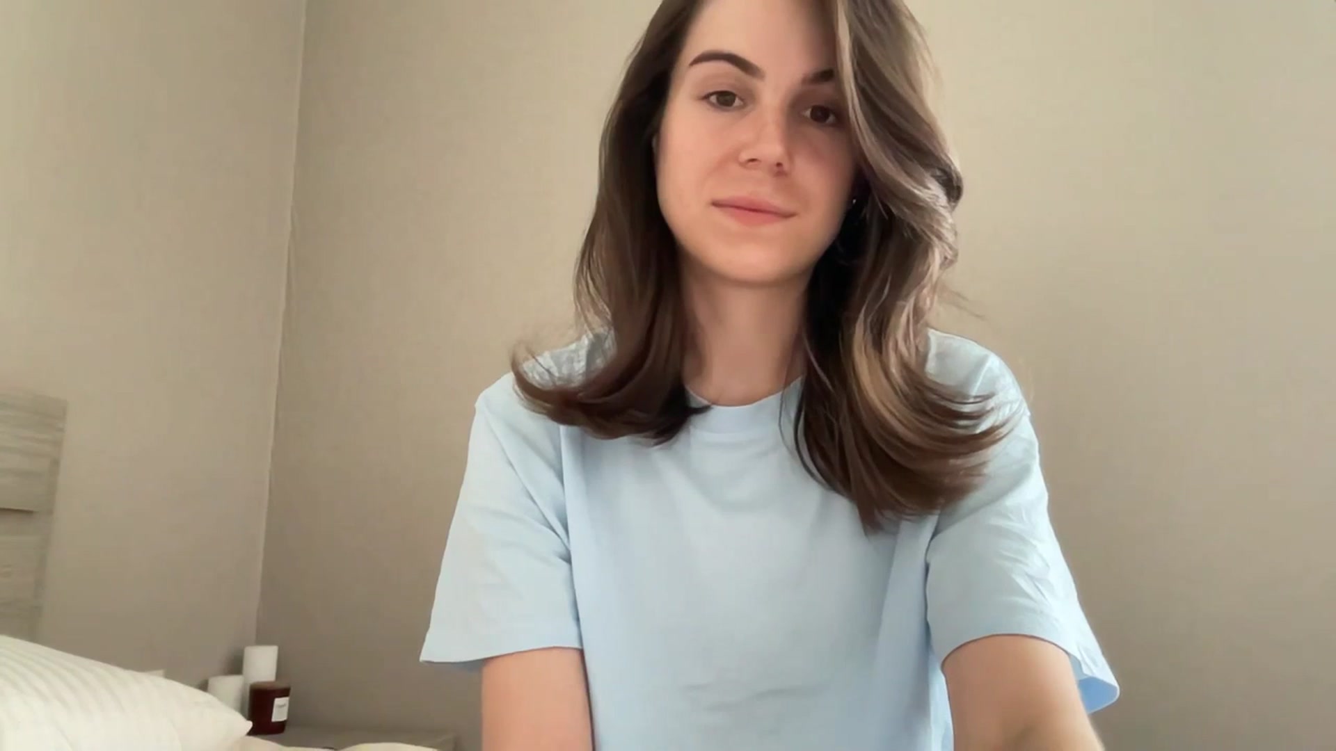 Gallery image thumbnail from Julia_Vegas's myfreecams stream on, 07/06/2023, 10:53 image 17 of 20