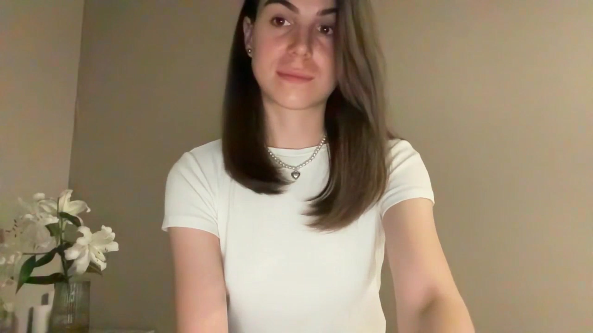 Gallery image thumbnail from Julia_Vegas's myfreecams stream on, 07/09/2023, 18:48 image 16 of 20