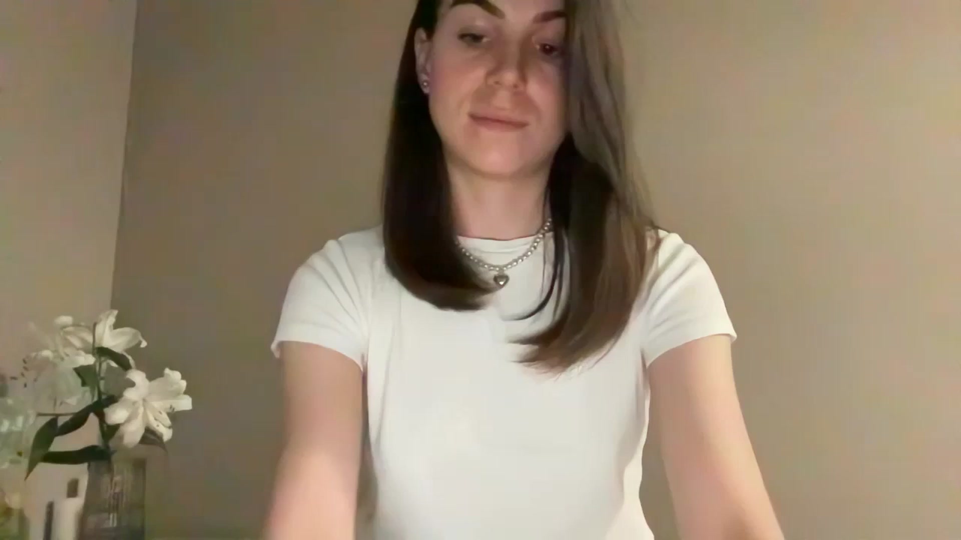 Gallery image thumbnail from Julia_Vegas's myfreecams stream on, 07/09/2023, 18:48 image 10 of 20