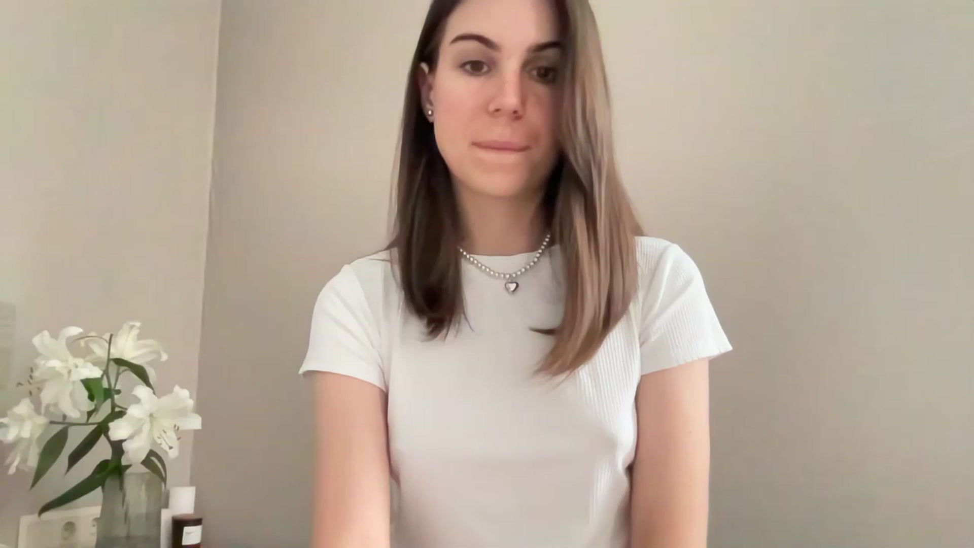 Gallery image thumbnail from Julia_Vegas's myfreecams stream on, 07/10/2023, 12:01 image 1 of 20