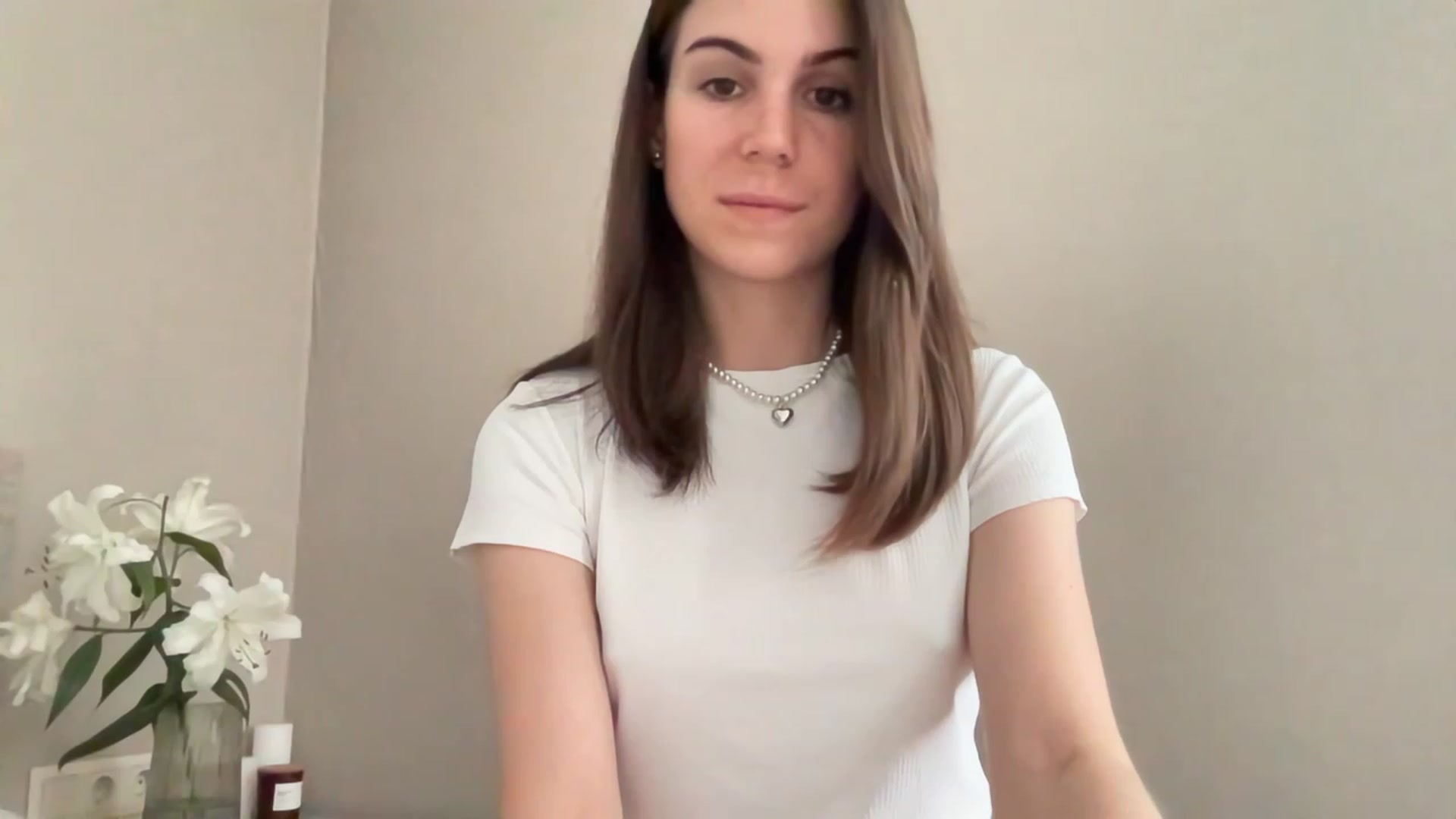 Gallery image thumbnail from Julia_Vegas's myfreecams stream on, 07/10/2023, 12:01 image 18 of 20