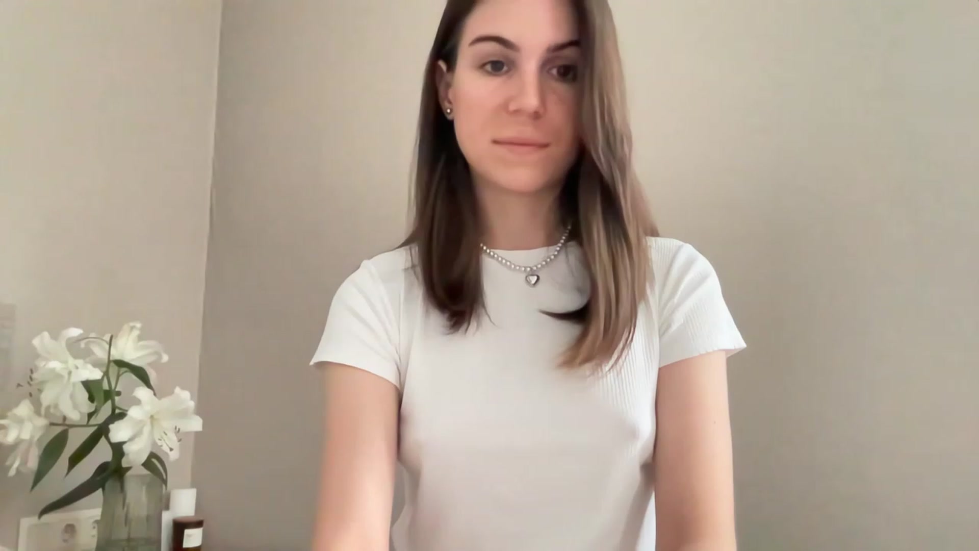 Gallery image thumbnail from Julia_Vegas's myfreecams stream on, 07/10/2023, 12:01 image 4 of 20