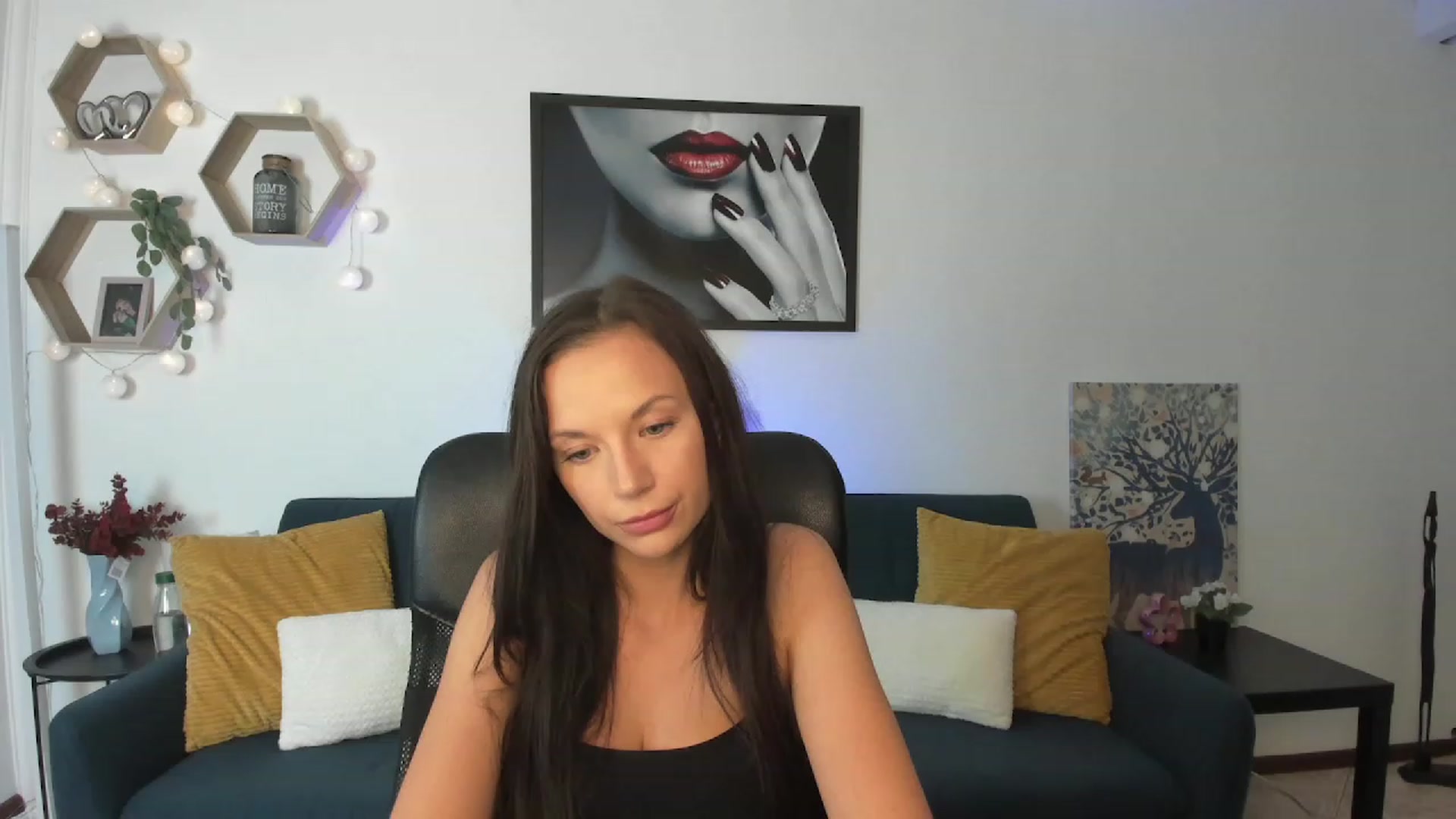 Gallery image thumbnail from Julia_W's myfreecams stream on, 08/15/2023, 18:49 image 12 of 20