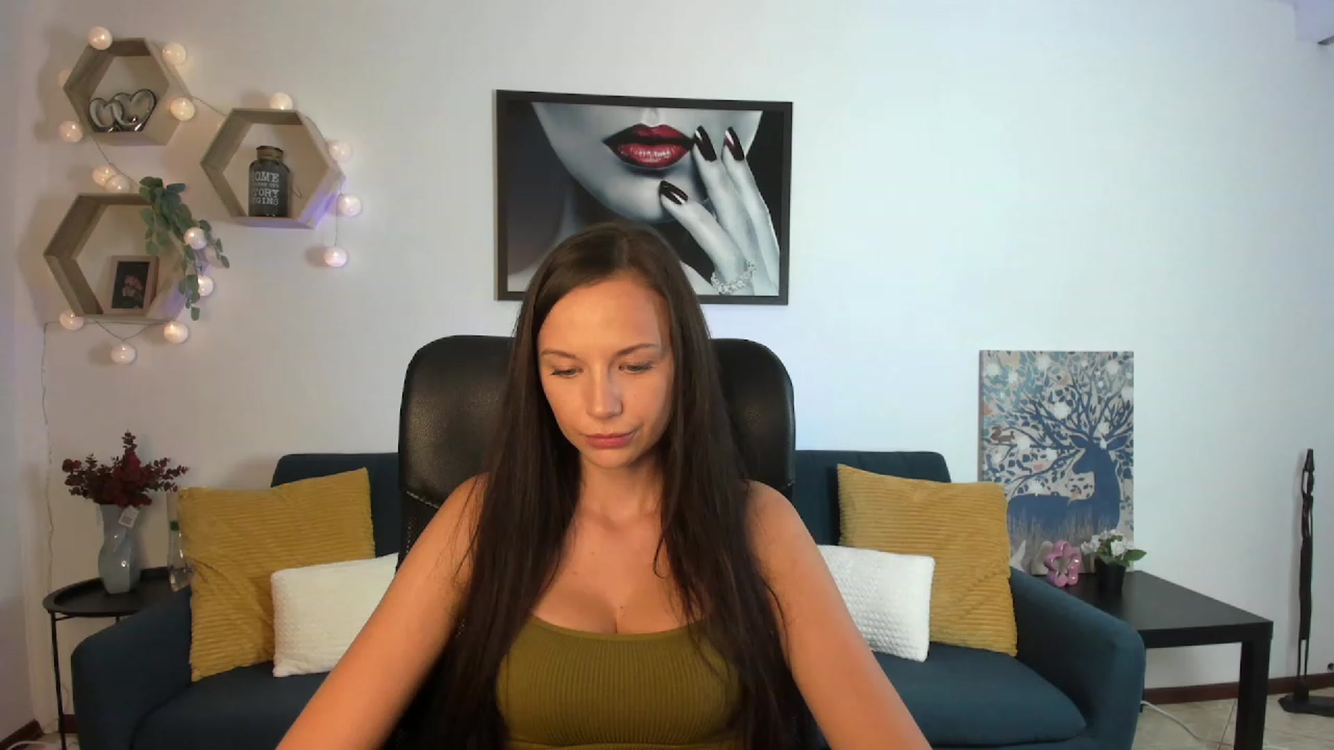Gallery image thumbnail from Julia_W's myfreecams stream on, 08/20/2023, 18:28 image 1 of 20