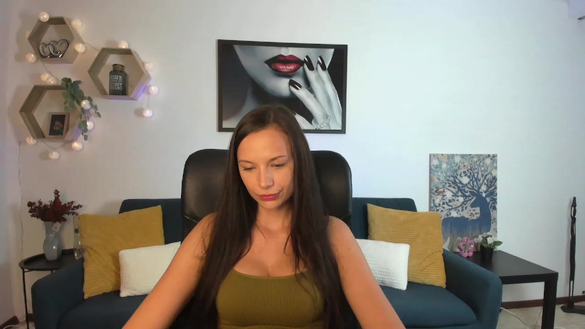 Gallery image thumbnail from Julia_W's myfreecams stream on, 08/20/2023, 18:28 image 5 of 20