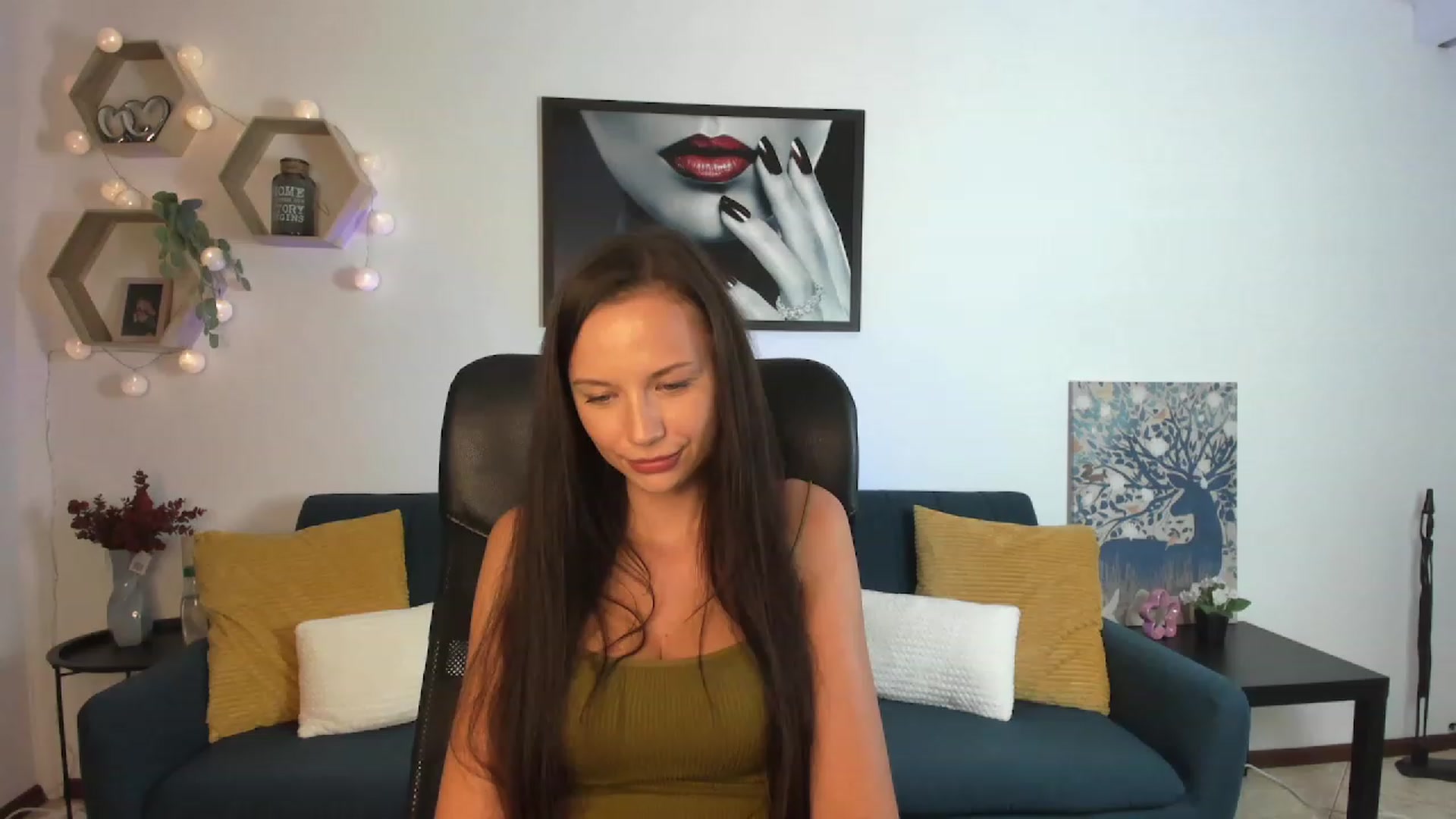 Gallery image thumbnail from Julia_W's myfreecams stream on, 08/20/2023, 21:15 image 5 of 20