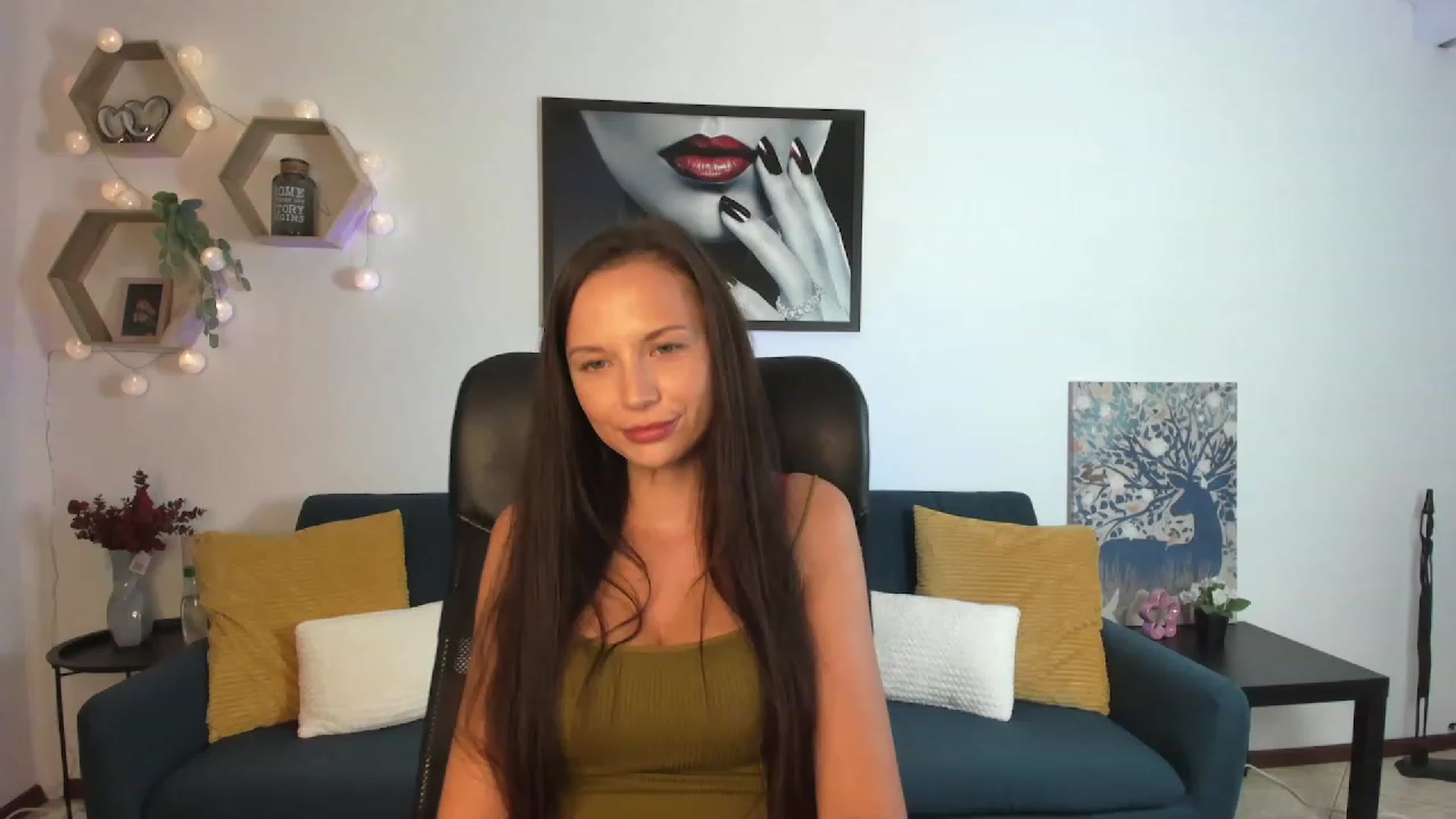 Gallery image thumbnail from Julia_W's myfreecams stream on, 08/20/2023, 21:15 image 6 of 20