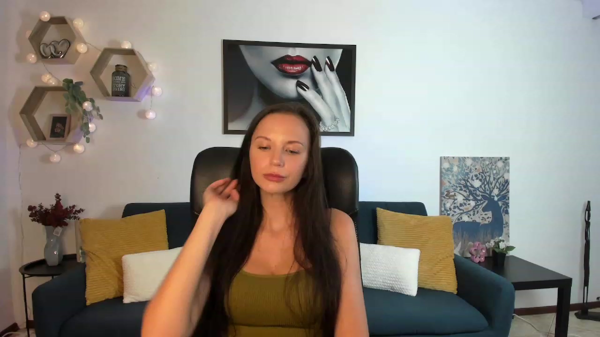 Gallery image thumbnail from Julia_W's myfreecams stream on, 08/20/2023, 22:31 image 6 of 20
