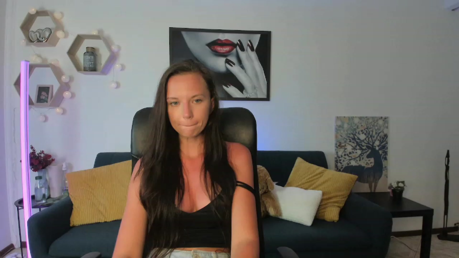 Gallery image thumbnail from Julia_W's myfreecams stream on, 08/24/2023, 23:31 image 20 of 20