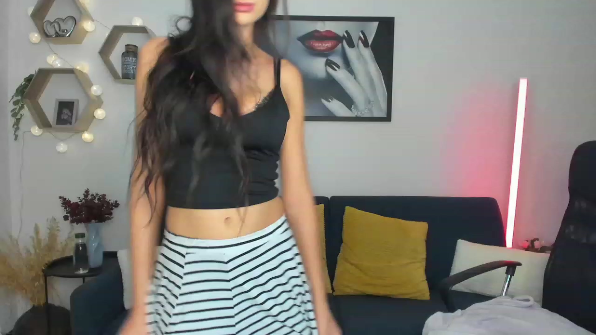 Gallery image thumbnail from Julia_W's myfreecams stream on, 09/10/2023, 18:55 image 13 of 20