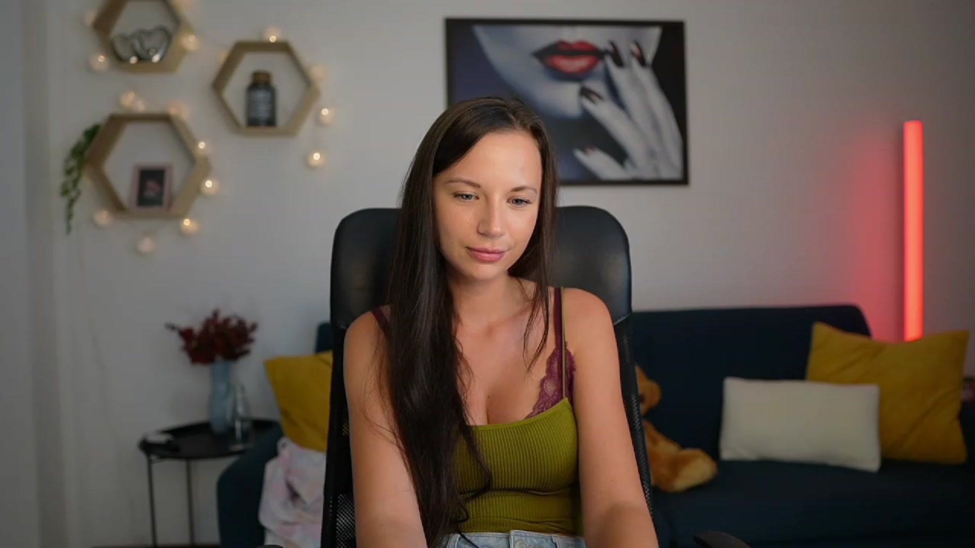 Gallery image thumbnail from Julia_W's myfreecams stream on, 09/12/2023, 22:28 image 1 of 20