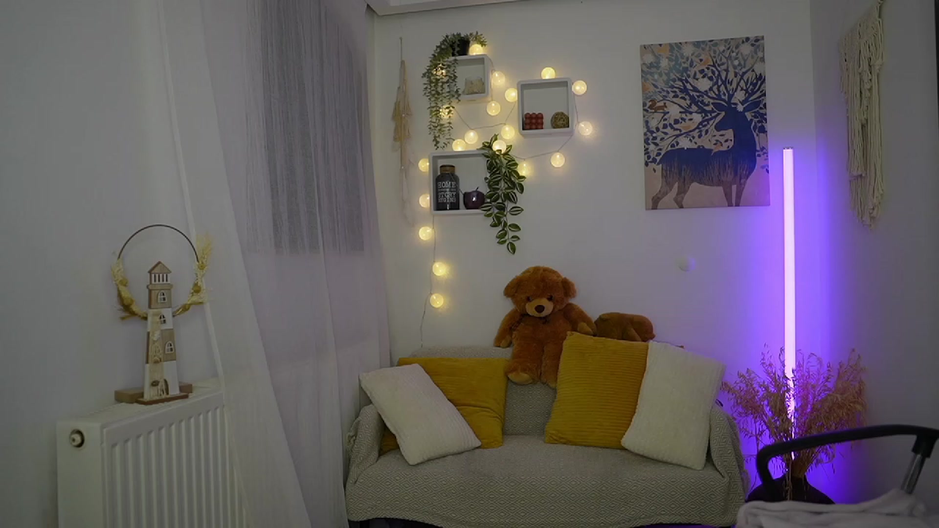 Gallery image thumbnail from Julia_W's myfreecams stream on, 10/09/2023, 22:43 image 16 of 20