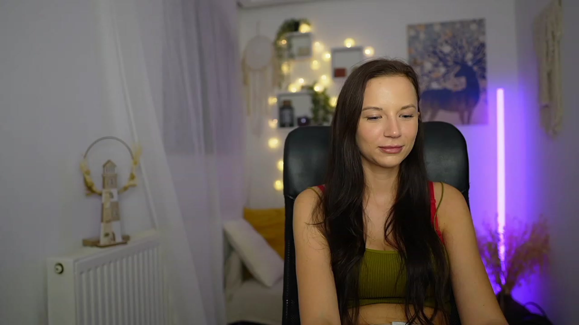 Gallery image thumbnail from Julia_W's myfreecams stream on, 10/12/2023, 22:25 image 1 of 20