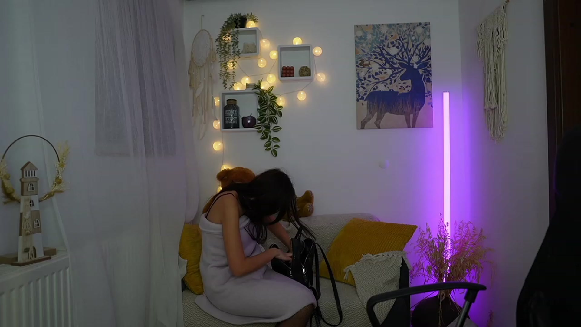 Gallery image thumbnail from Julia_W's myfreecams stream on, 10/22/2023, 22:01 image 20 of 20