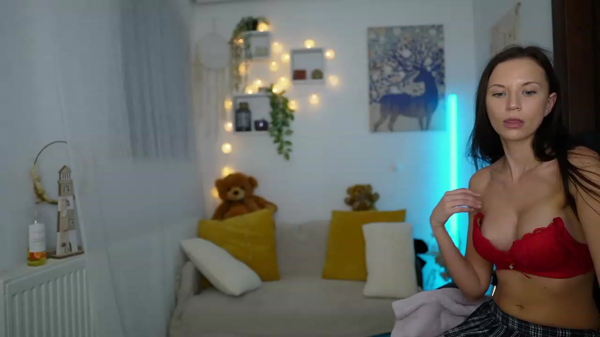 Gallery image thumbnail from Julia_W's myfreecams stream on, 11/02/2023, 23:40 image 13 of 20