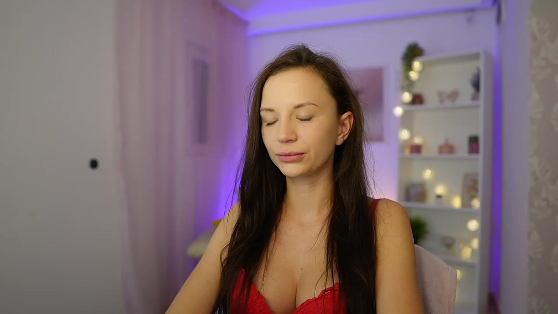 Gallery image thumbnail from Julia_W's myfreecams stream on, 11/29/2023, 16:00 image 12 of 20