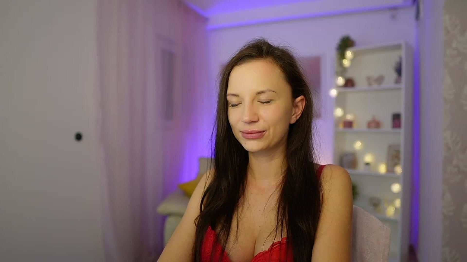 Gallery image thumbnail from Julia_W's myfreecams stream on, 11/29/2023, 16:00 image 18 of 20