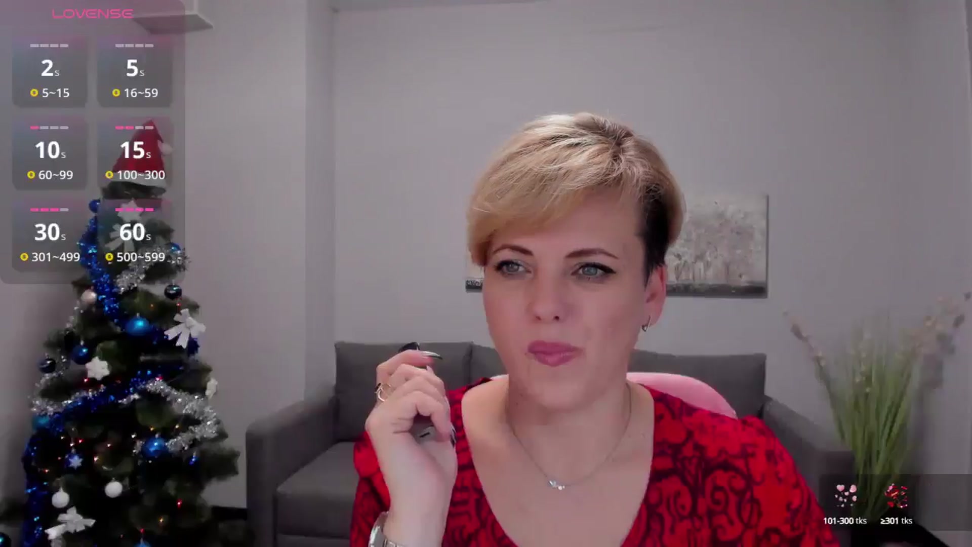 Gallery image thumbnail from Julia_Wilsons's myfreecams stream on, 12/25/2024, 18:40 image 17 of 20