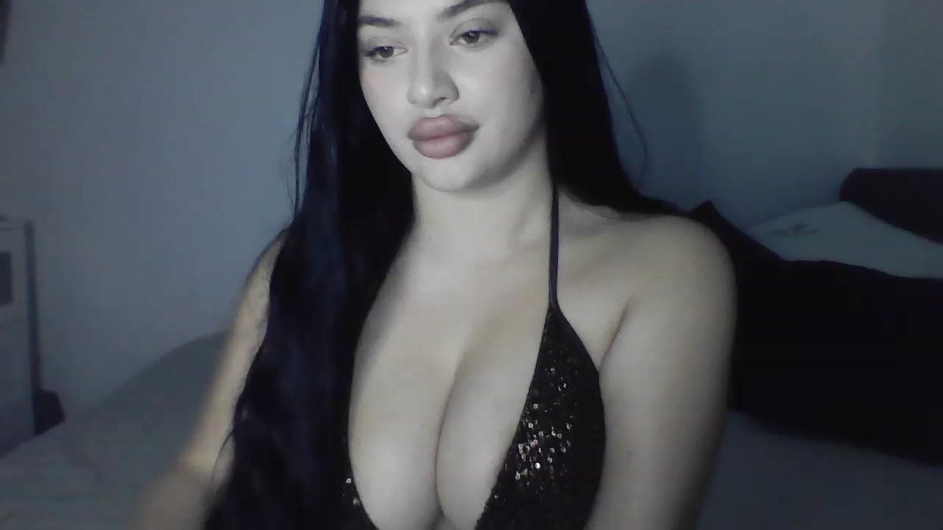 Gallery image thumbnail from Julia____'s myfreecams stream on, 11/26/2022, 23:08 image 5 of 20