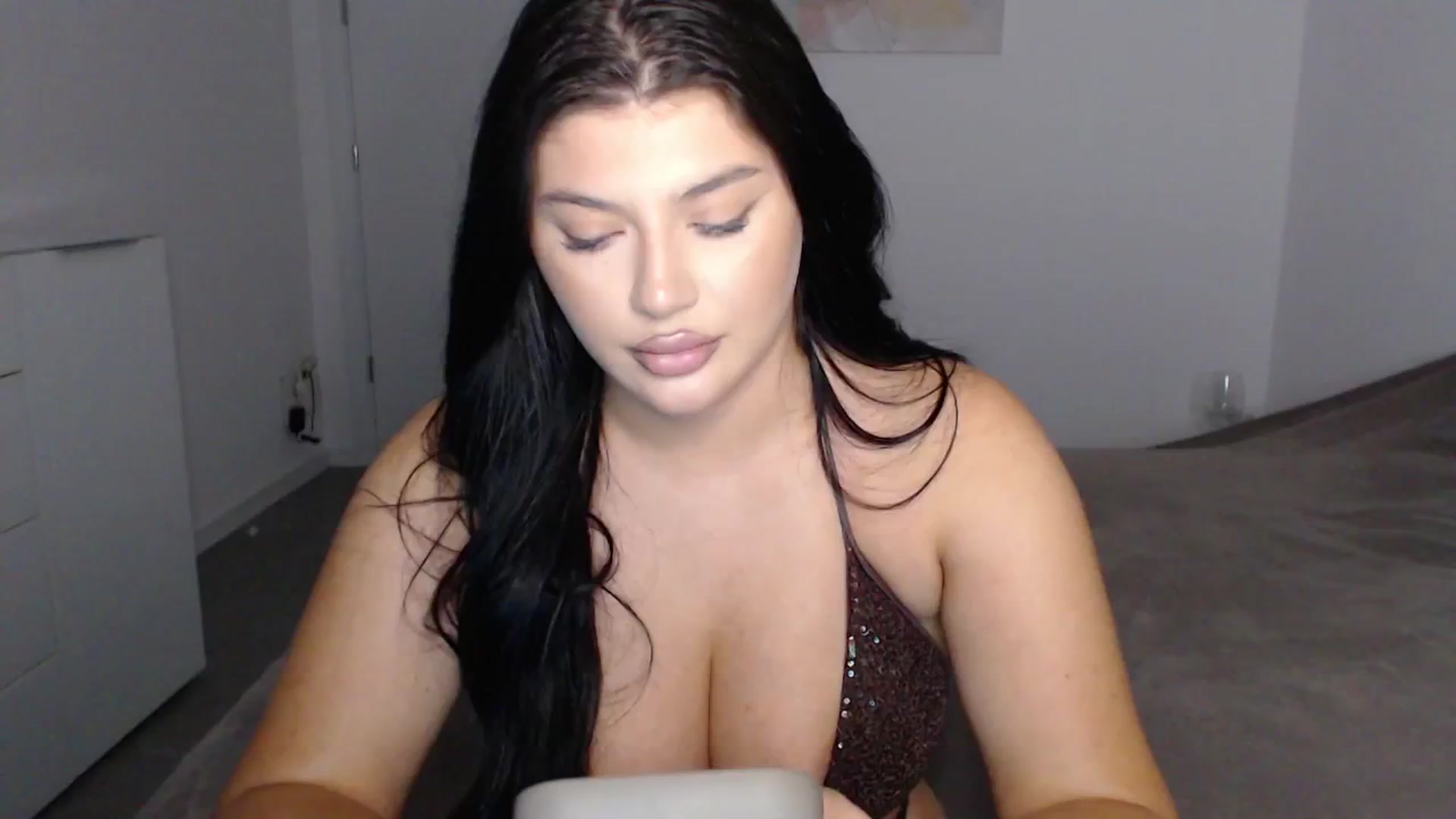 Gallery image thumbnail from Julia____'s myfreecams stream on, 08/22/2024, 01:05 image 11 of 20