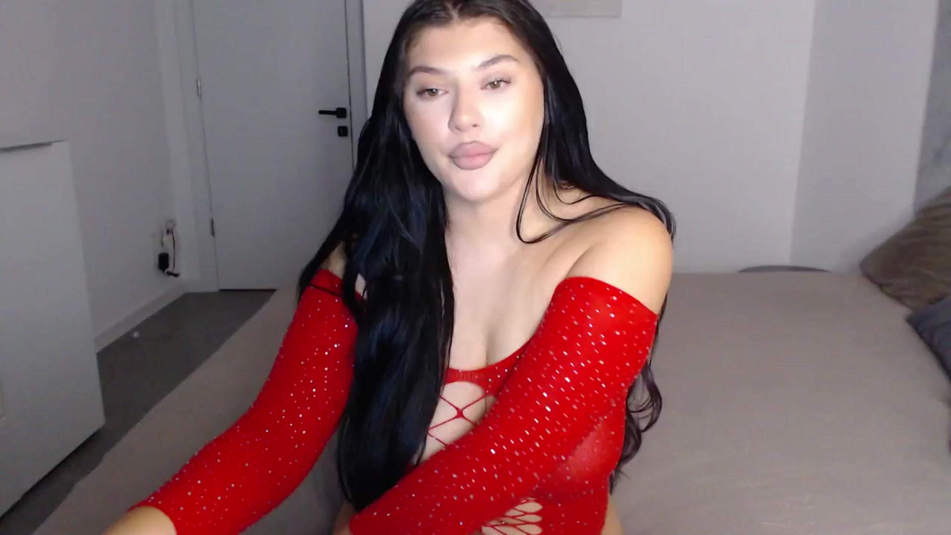 Gallery image thumbnail from Julia____'s myfreecams stream on, 09/10/2024, 20:20 image 19 of 20