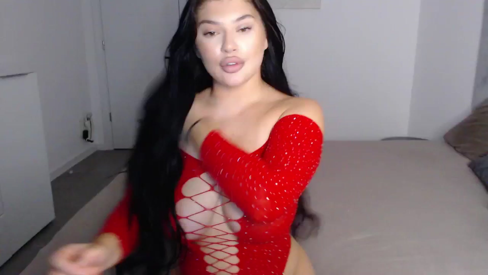 Gallery image thumbnail from Julia____'s myfreecams stream on, 09/10/2024, 20:20 image 9 of 20
