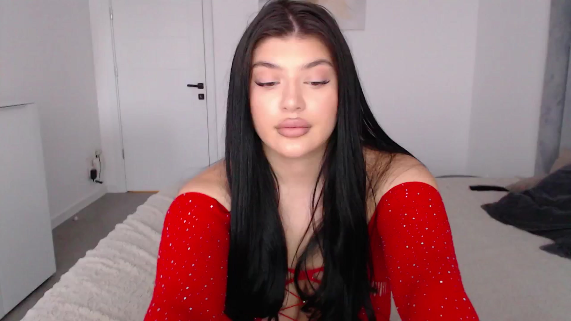 Gallery image thumbnail from Julia____'s myfreecams stream on, 10/11/2024, 14:46 image 19 of 20