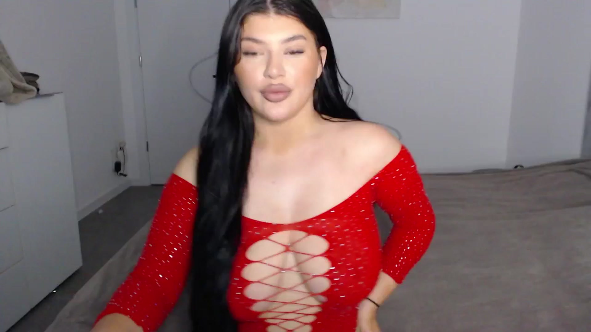 Gallery image thumbnail from Julia____'s myfreecams stream on, 11/24/2024, 17:37 image 7 of 20