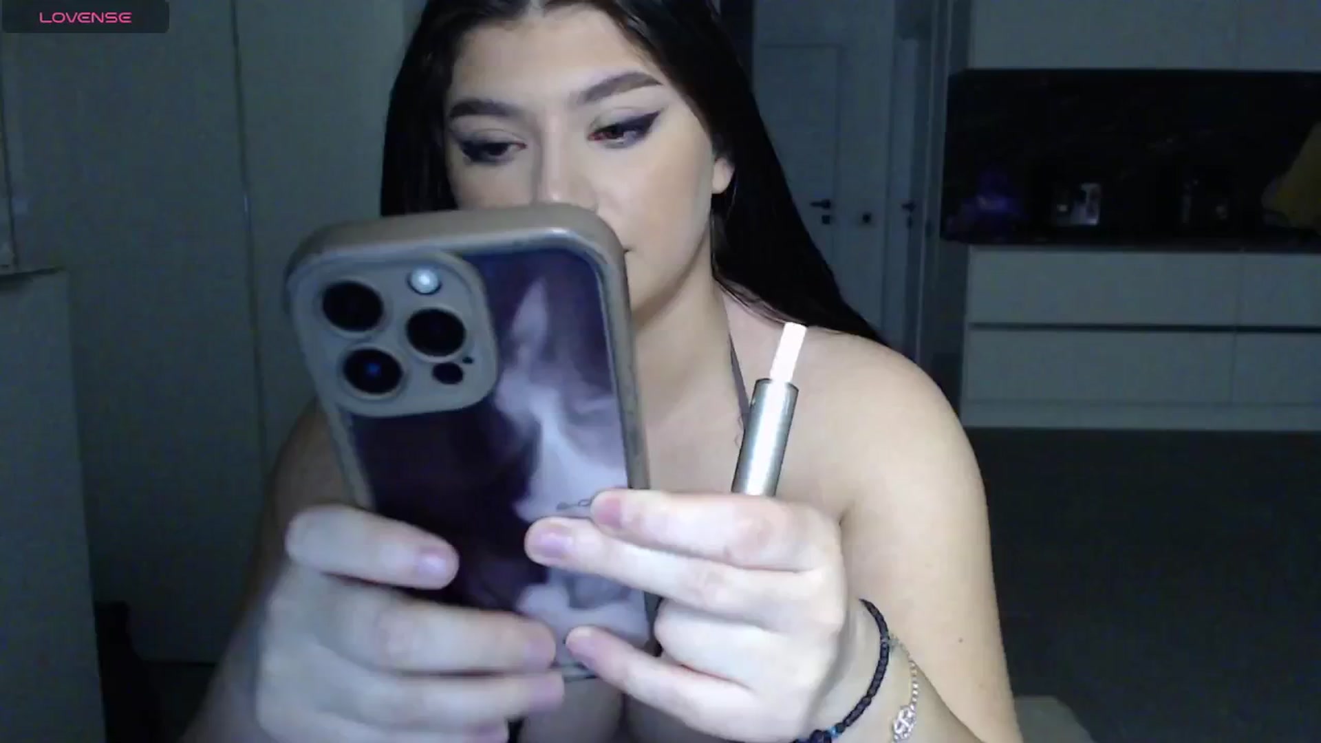 Gallery image thumbnail from Julia____'s myfreecams stream on, 02/28/2025, 22:12 image 13 of 20