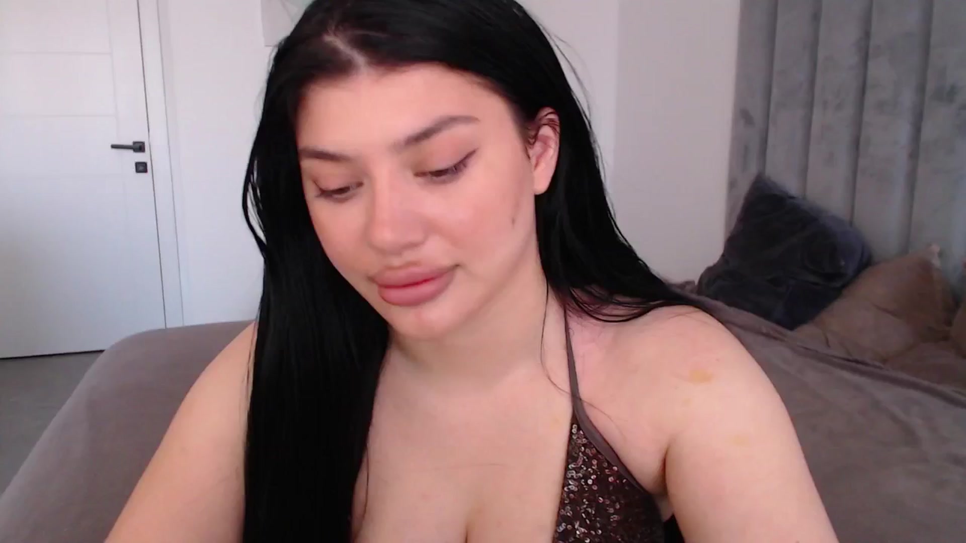 Gallery image thumbnail from Julia____'s myfreecams stream on, 03/04/2026, 15:39 image 17 of 20
