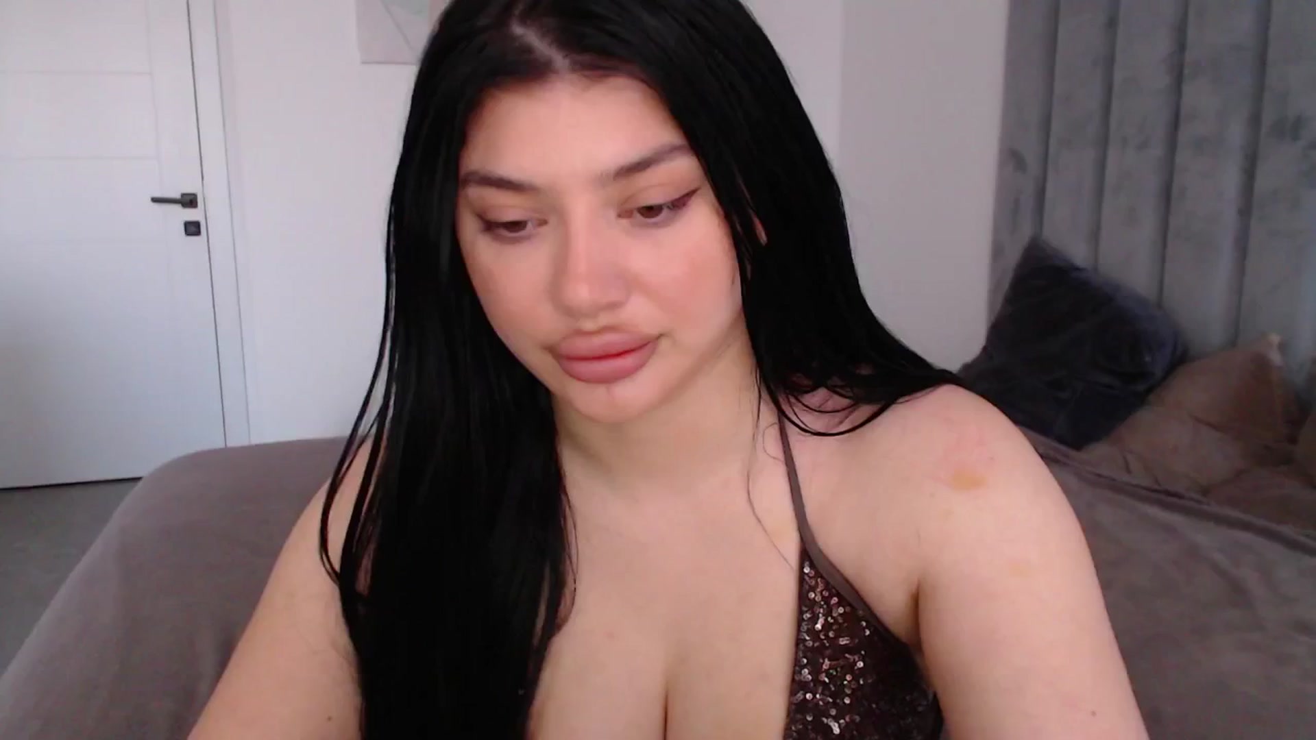 Gallery image thumbnail from Julia____'s myfreecams stream on, 03/04/2026, 15:39 image 20 of 20
