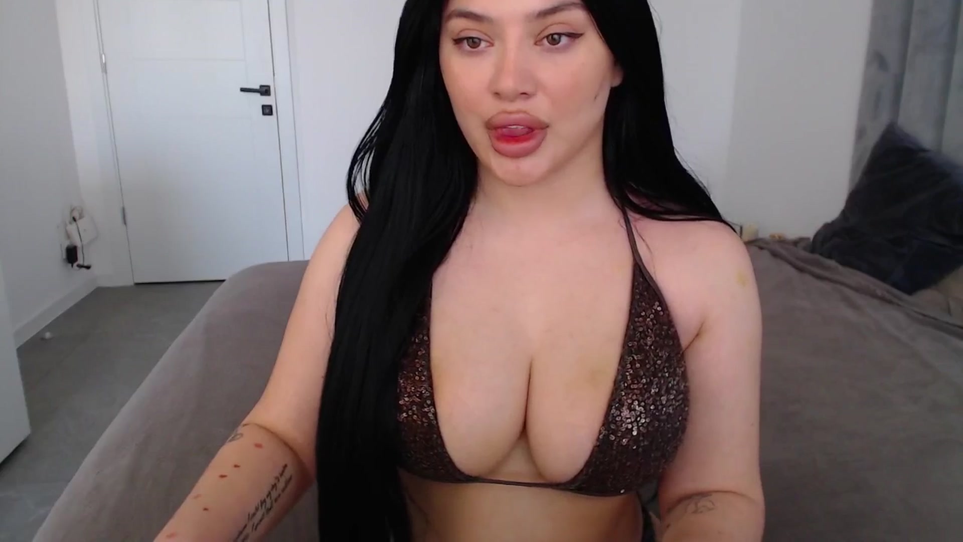 Gallery image thumbnail from Julia____'s myfreecams stream on, 03/04/2026, 15:39 image 8 of 20