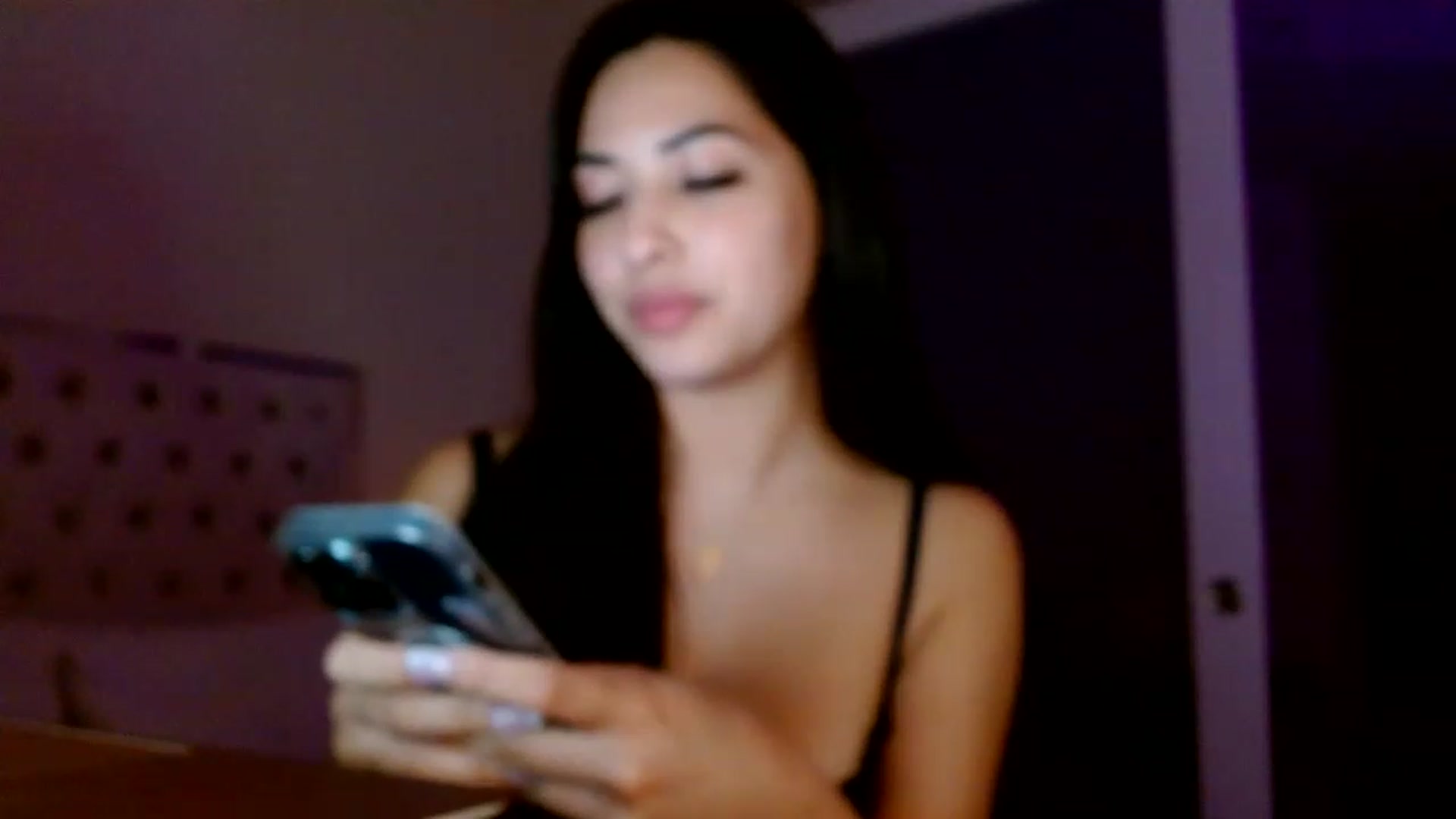 Gallery image thumbnail from Juliana's myfreecams stream on, 11/16/2022, 08:04 image 19 of 20