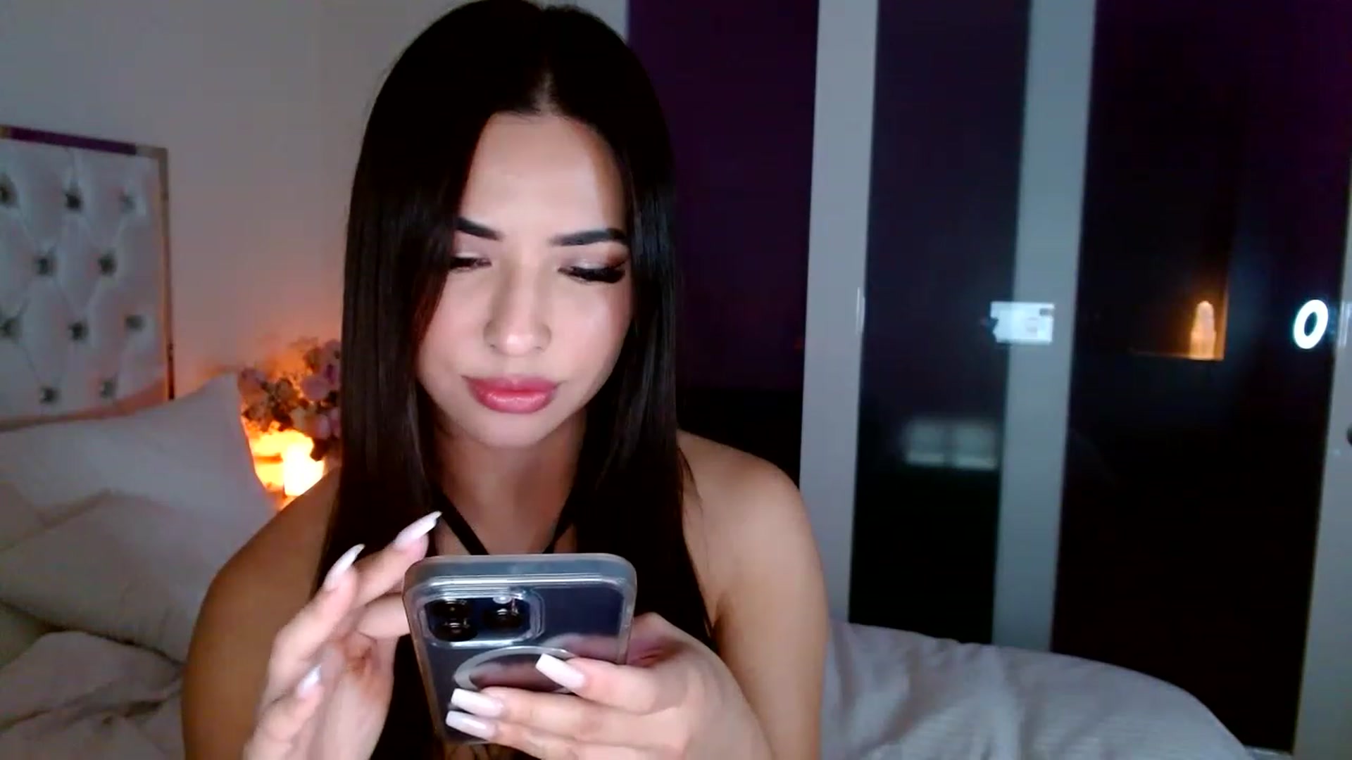 Gallery image thumbnail from Juliana's myfreecams stream on, 12/27/2022, 05:39 image 11 of 20