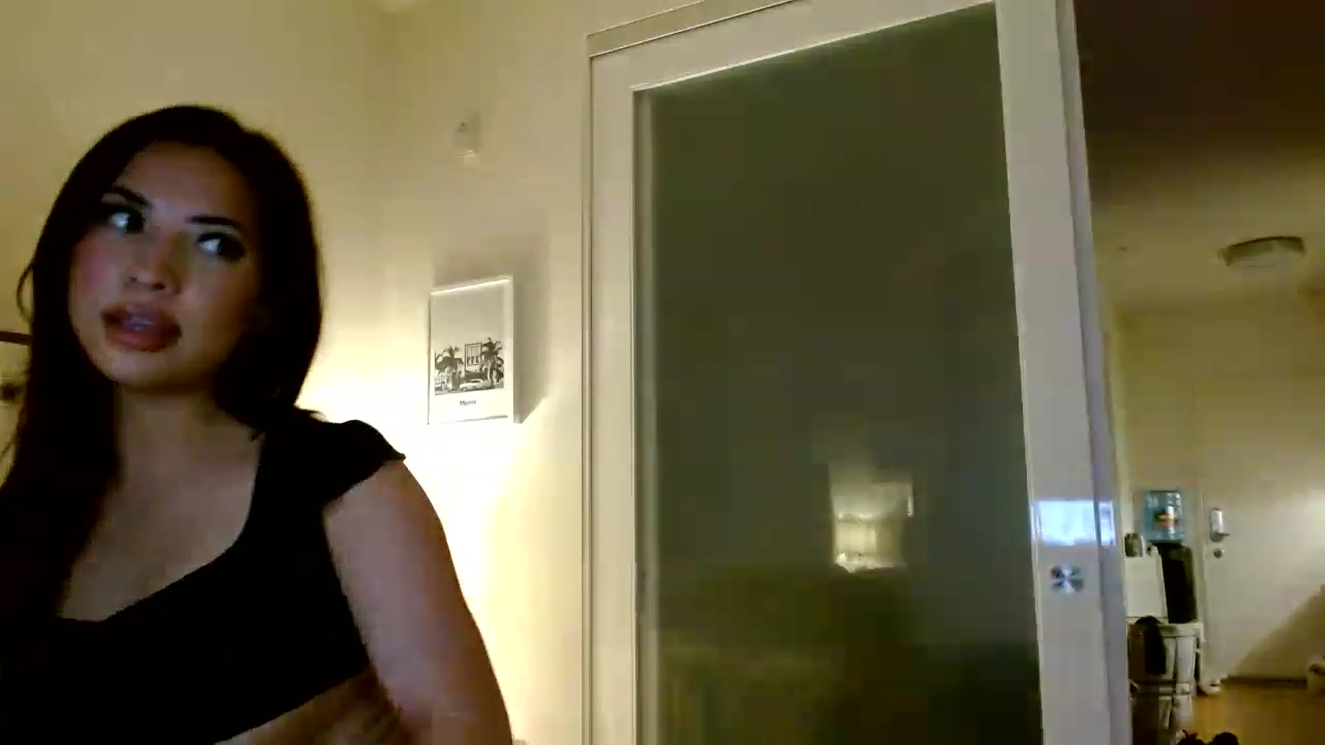 Gallery image thumbnail from Juliana's myfreecams stream on, 01/31/2023, 06:01 image 8 of 20