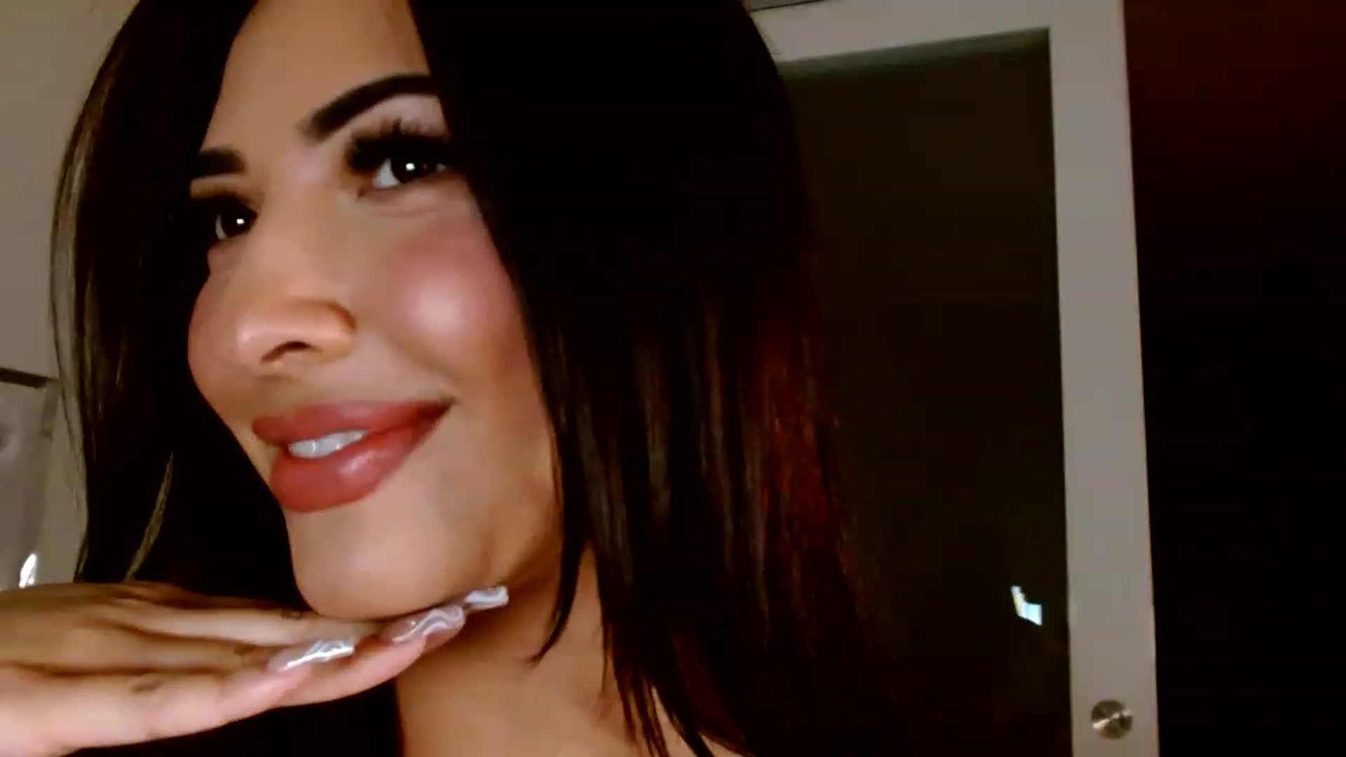 Gallery image thumbnail from Juliana's myfreecams stream on, 02/08/2023, 06:17 image 20 of 20