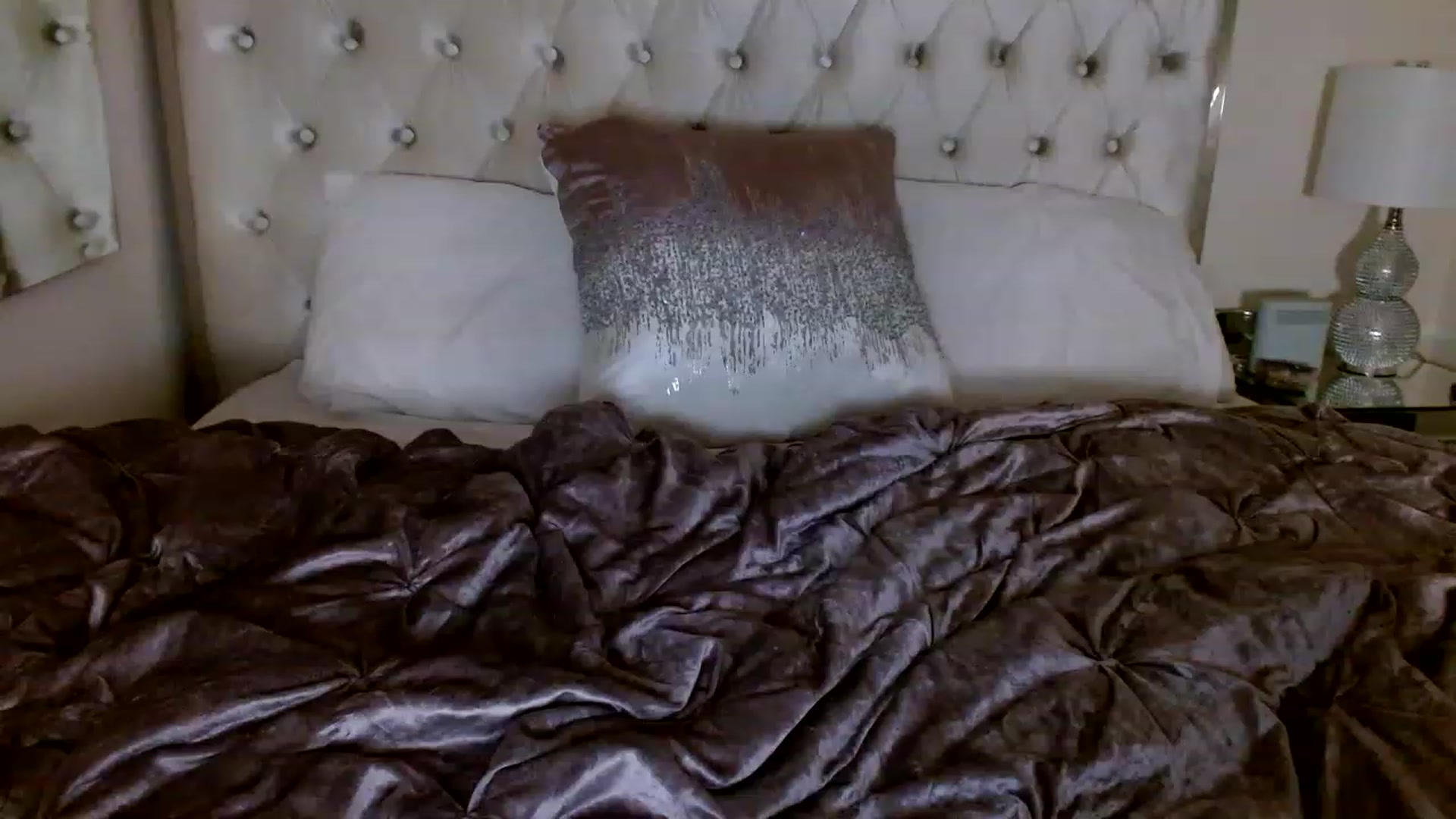Gallery image thumbnail from Juliana's myfreecams stream on, 02/24/2023, 05:36 image 1 of 20
