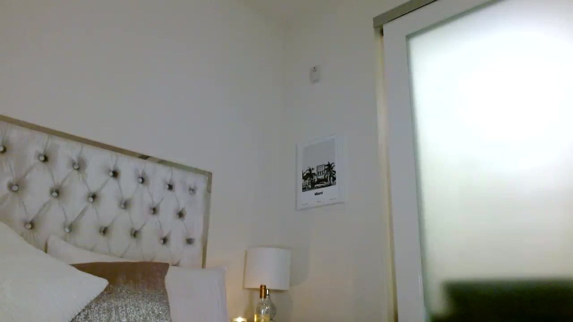 Gallery image thumbnail from Juliana's myfreecams stream on, 02/27/2023, 06:20 image 6 of 20
