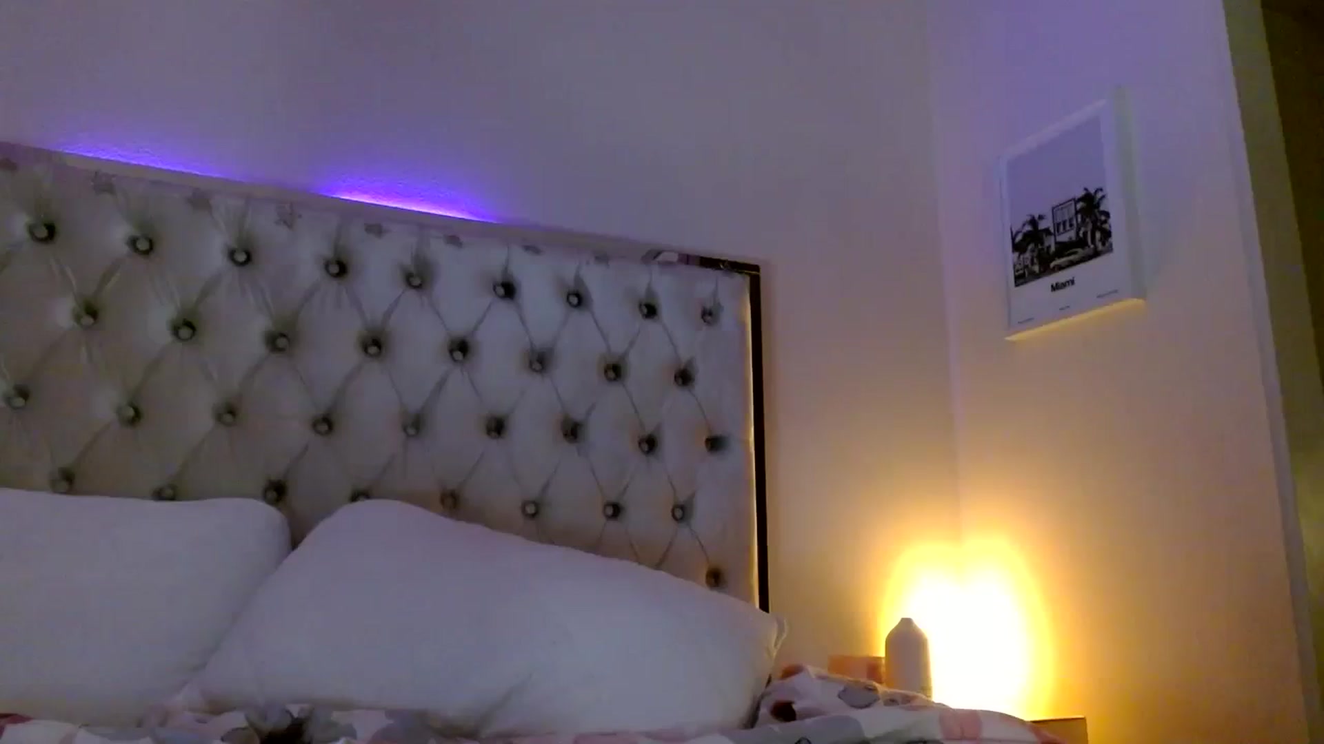 Gallery image thumbnail from Juliana's myfreecams stream on, 03/11/2024, 04:50 image 1 of 20