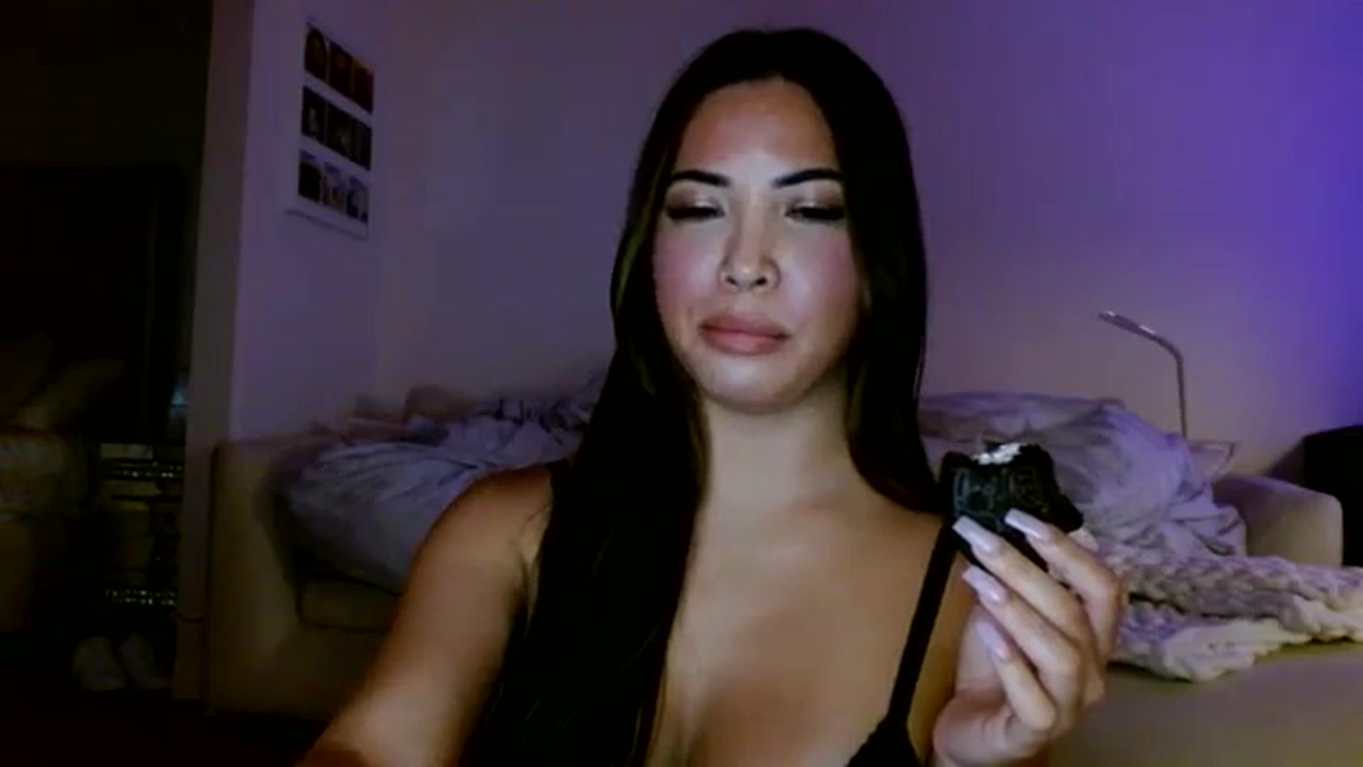 Gallery image thumbnail from Juliana's myfreecams stream on, 07/11/2024, 04:48 image 6 of 20