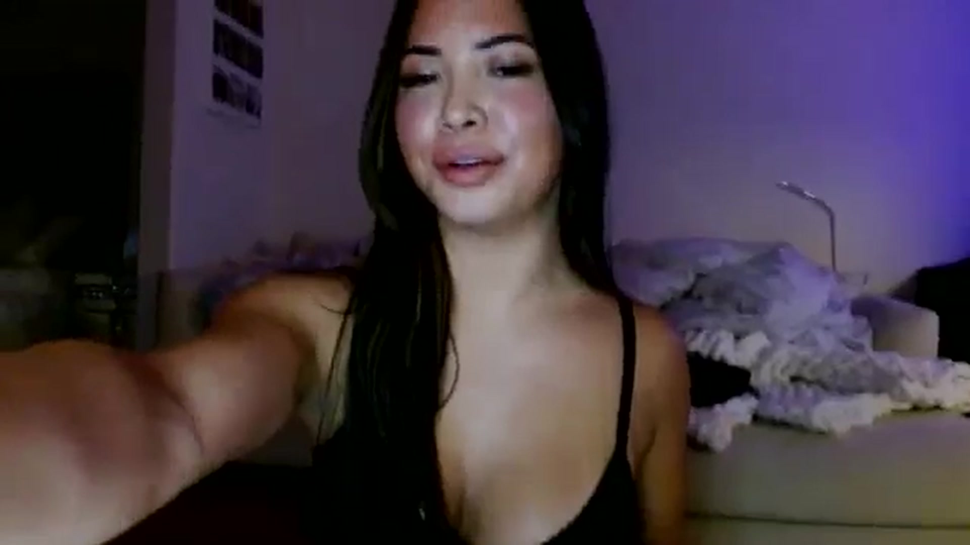 Gallery image thumbnail from Juliana's myfreecams stream on, 07/11/2024, 04:48 image 13 of 20
