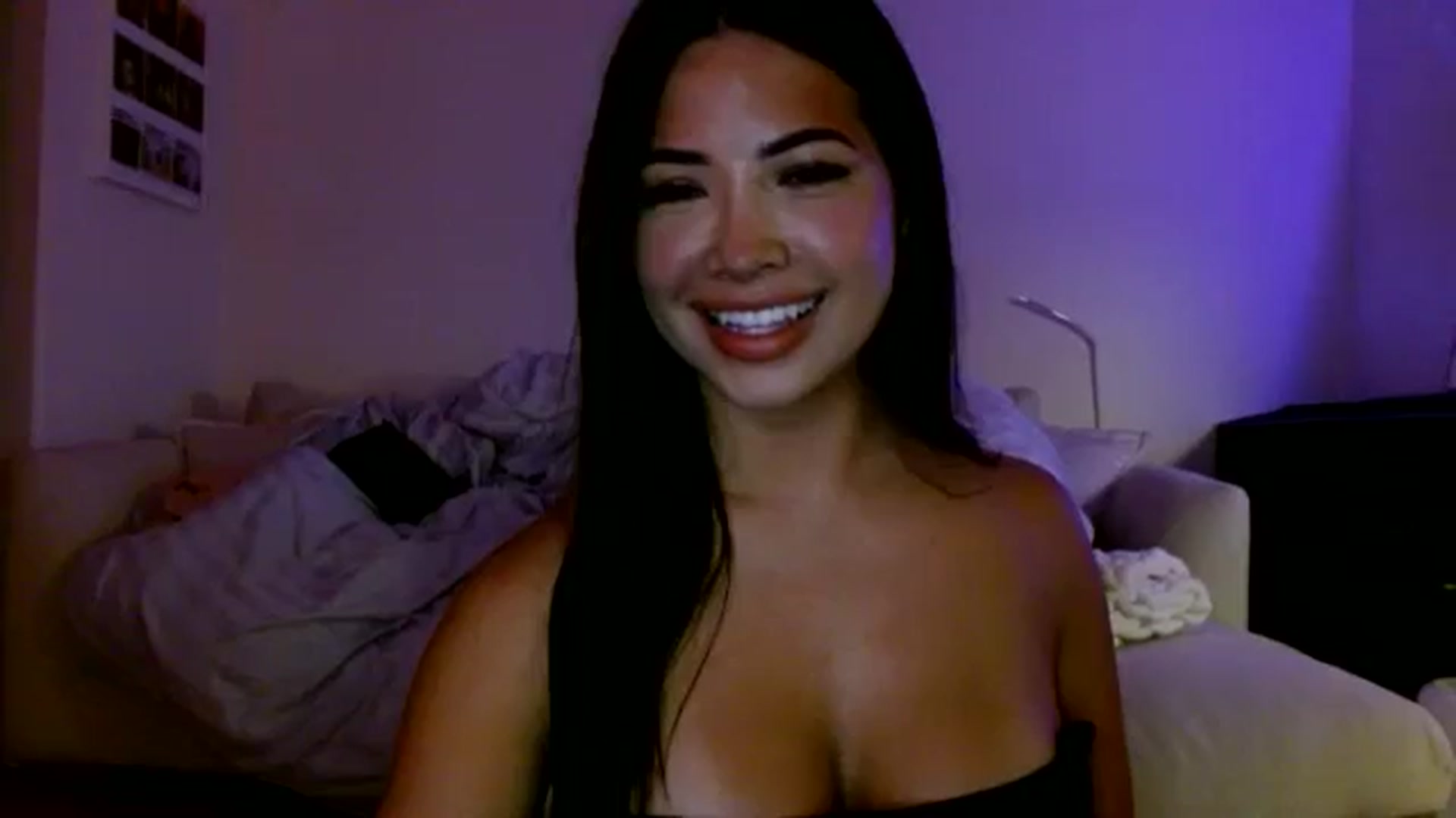 Gallery image thumbnail from Juliana's myfreecams stream on, 07/12/2024, 05:37 image 2 of 20