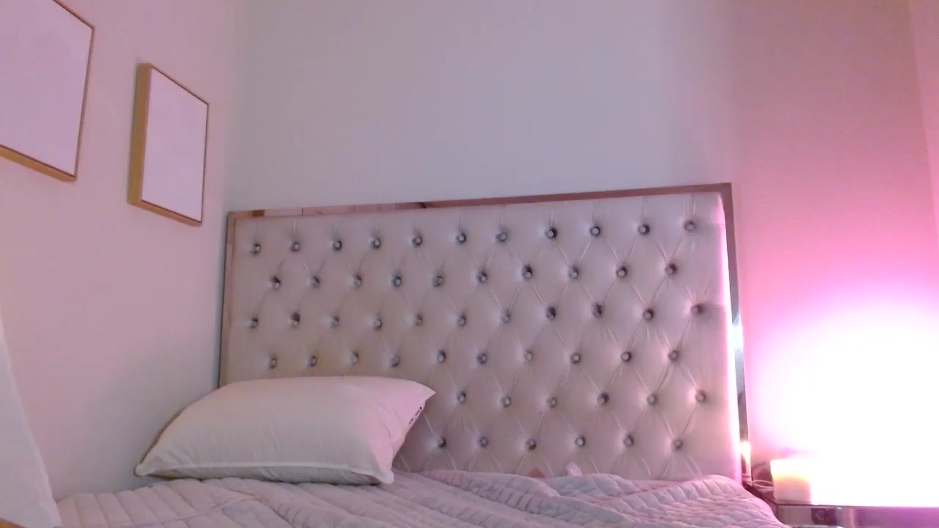 Gallery image thumbnail from Juliana's myfreecams stream on, 01/27/2025, 05:16 image 7 of 20