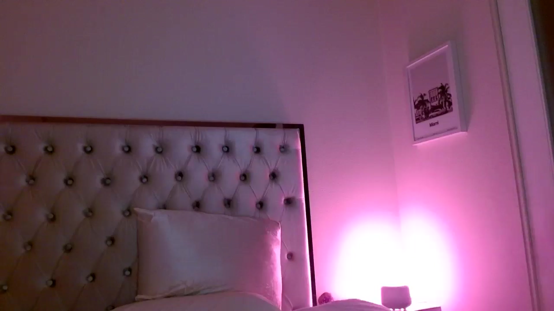 Gallery image thumbnail from Juliana's myfreecams stream on, 03/06/2025, 07:37 image 17 of 20