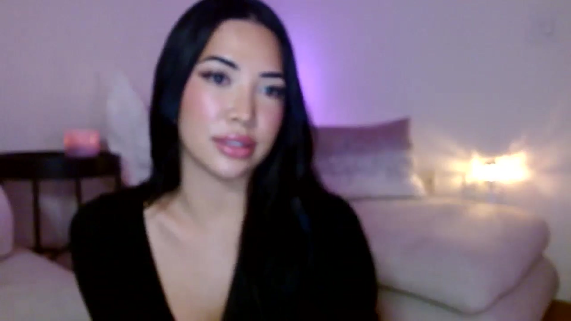 Gallery image thumbnail from Juliana's myfreecams stream on, 04/02/2025, 04:37 image 18 of 20