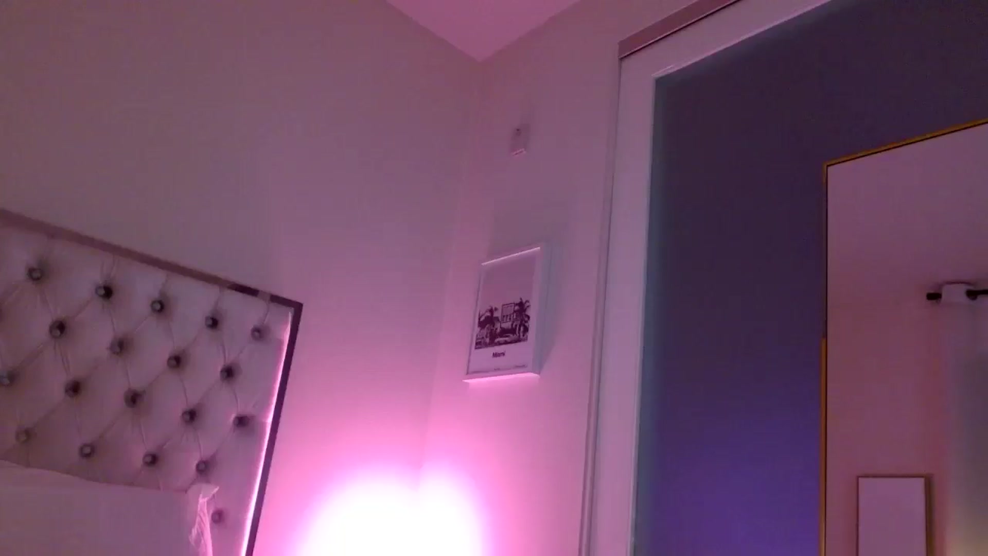 Gallery image thumbnail from Juliana's myfreecams stream on, 04/11/2025, 04:26 image 7 of 20