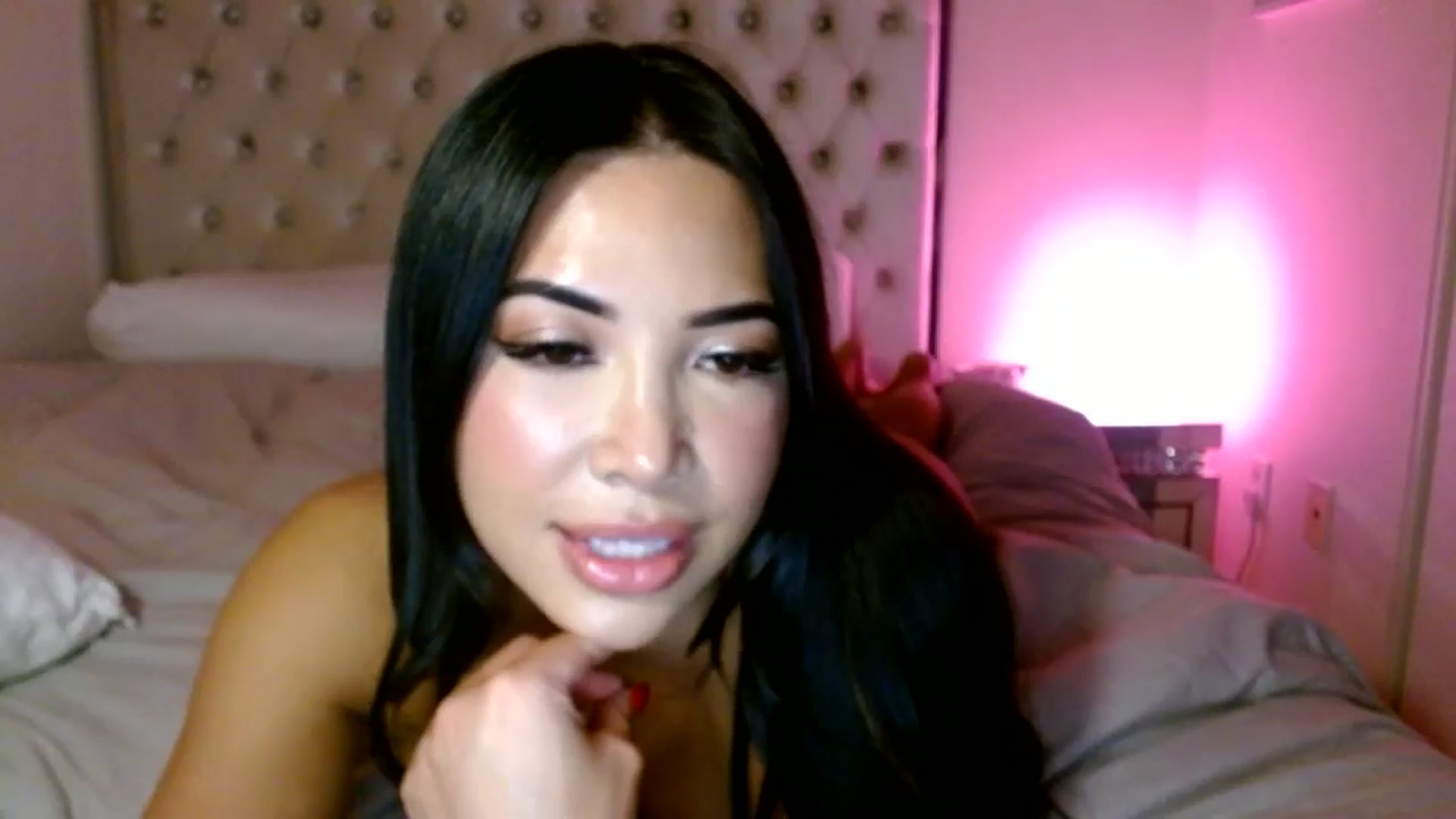 Gallery image thumbnail from Juliana's myfreecams stream on, 05/07/2025, 05:26 image 3 of 20