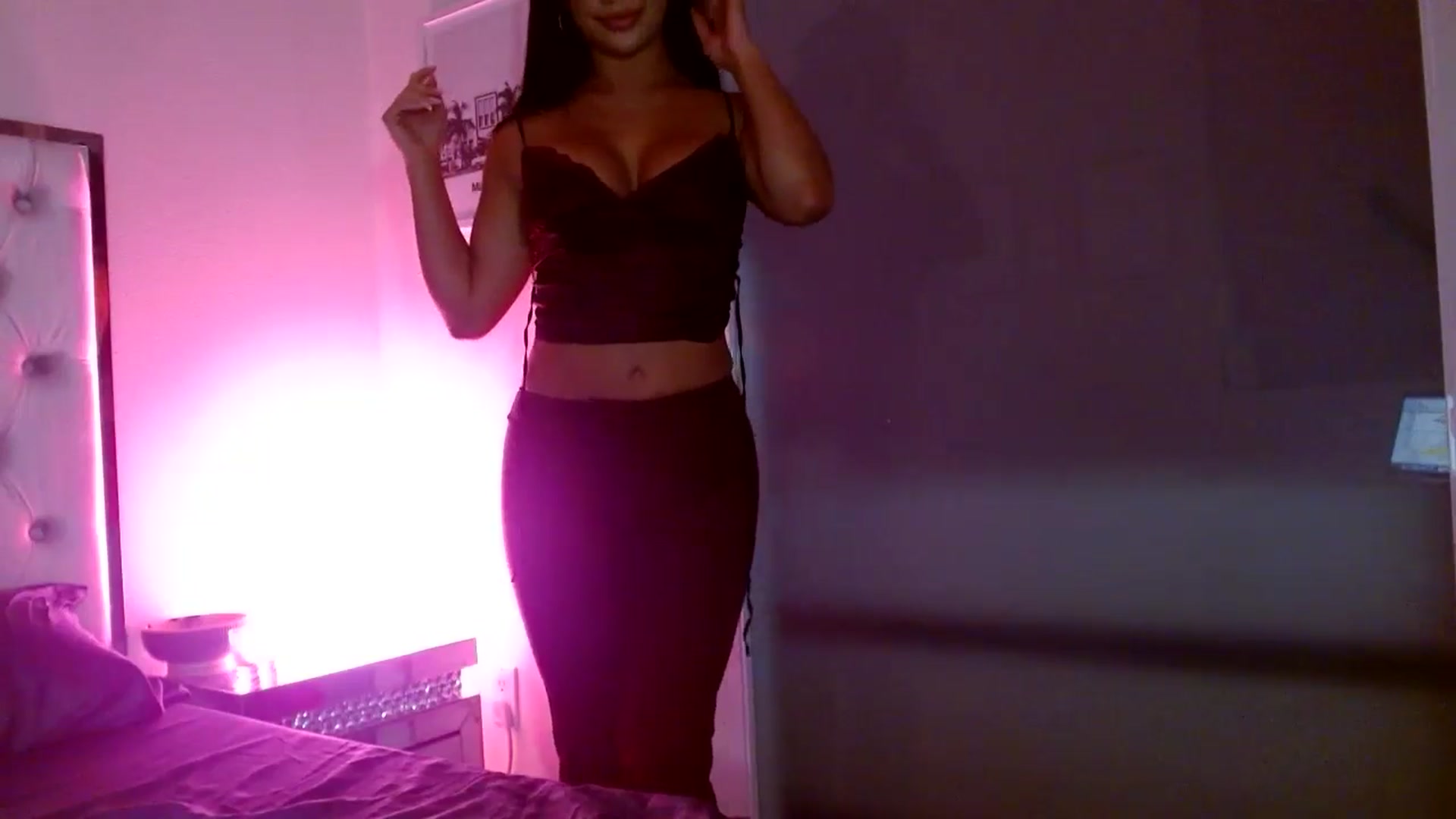 Gallery image thumbnail from Juliana's myfreecams stream on, 06/27/2025, 04:56 image 11 of 20
